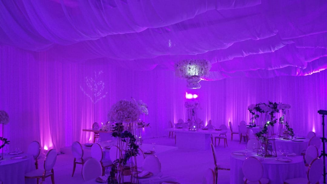 RA Event Center — interactive lighting preview. Use the color controls to envision your event.